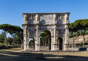 Triumphant arch at the Forum in Rome